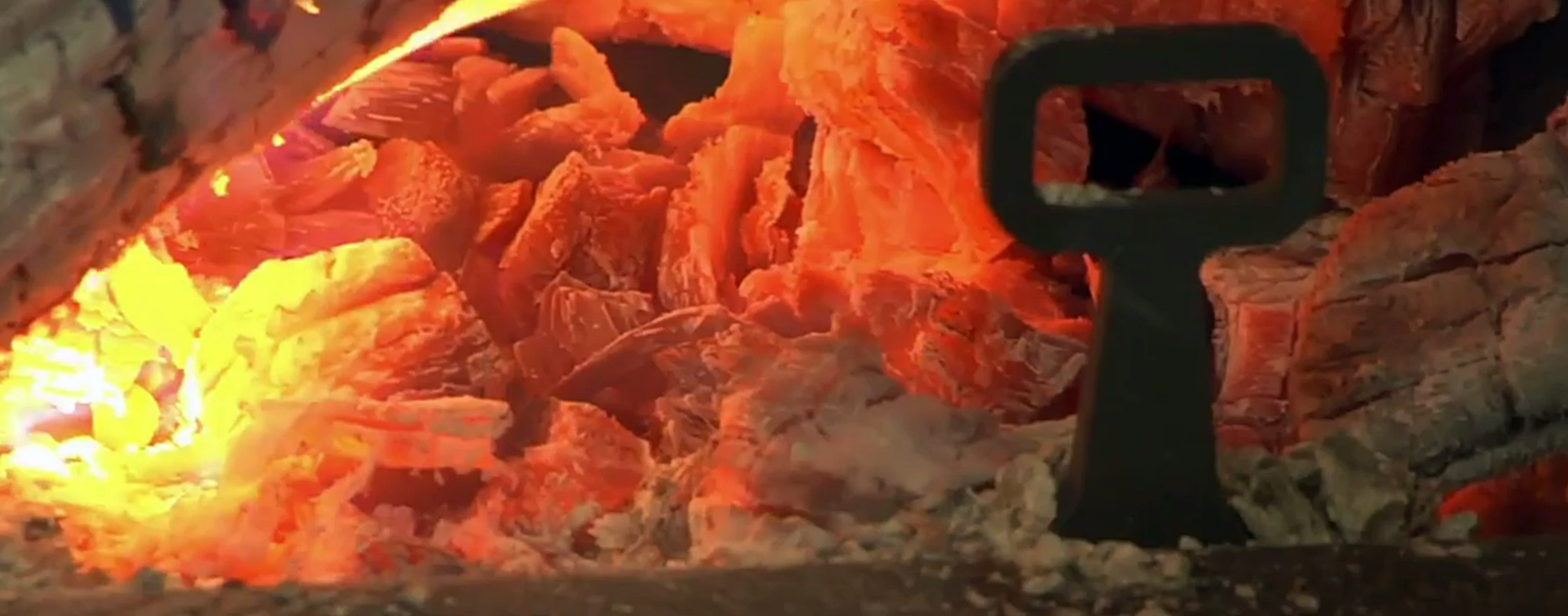 COMBUSTION PRIMAIRE BOIS COMME UN CIGARE